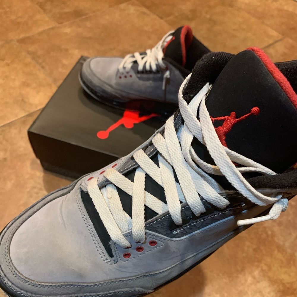 Air Jordan 3 Stealth